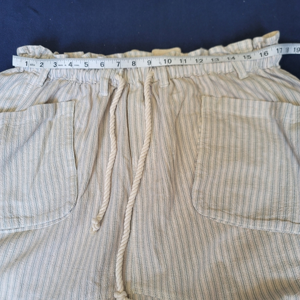 Free People beige with blue pinstripe Drawstring Cropped Wide Leg Pants - Picture 12 of 16